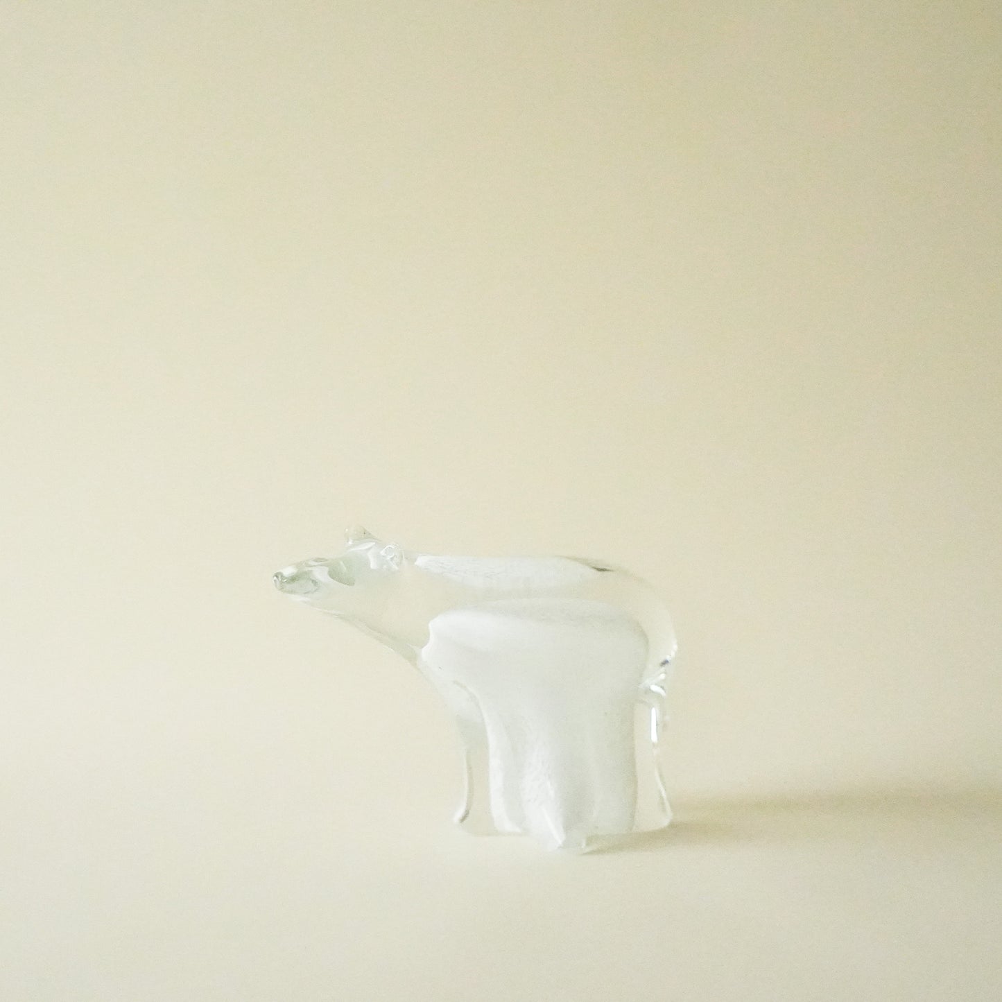 Scandinavian Art Glass しろくまのオブジェ